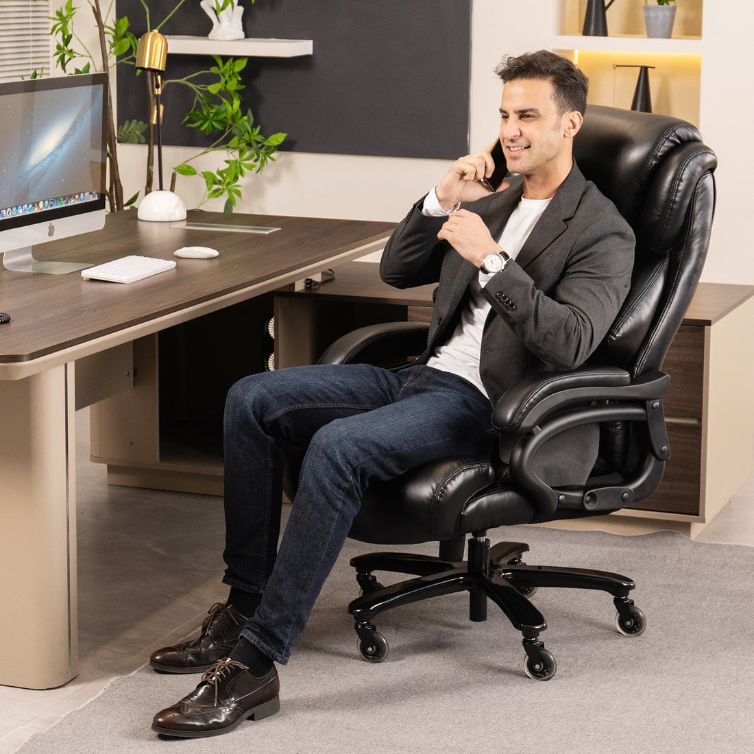 Upgrading Your Workplace Starts With A Good Chair